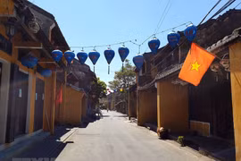 Phố cổ Hội An vắng du khách ngày 28/7/2020. (Ảnh: Trịnh Bang Nhiệm/TTXVN) 