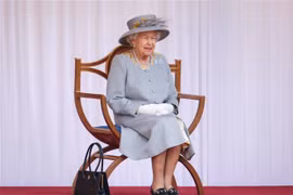 Nữ Hoàng Anh Elizabeth II tại lâu đài Windsor. (Ảnh: AFP/TTXVN) 