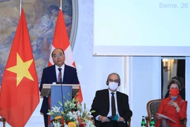 [Photo] Chủ tịch nước dự Diễn đàn Doanh nghiệp Việt Nam-Thụy Sĩ