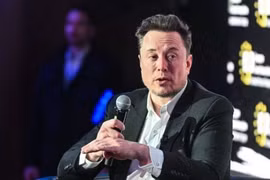 Tỷ phú Elon Musk phát biểu tại Krakow, Ba Lan, ngày 22/1/2024. (Ảnh: Getty Images/TTXVN)