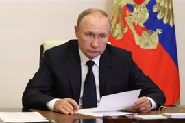 Tổng thống Nga Vladimir Putin phát biểu tại cuộc họp ở Moskva, ngày 24/8/2022. (Ảnh: AFP/TTXVN) 