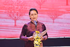 Chủ tịch Quốc hội Nguyễn Thị Kim Ngân phát biểu tại Chương trình Sức mạnh nhân đạo 2021. (Ảnh: Trọng Đức/TTXVN)