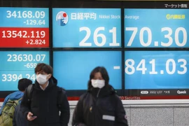 Bảng chỉ số chứng khoán tại Tokyo, Nhật Bản. (Ảnh minh họa: Kyodo/TTXVN) 