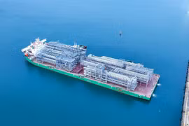 Gần 2.000 tấn Module “Made in Vietnam” do Doosan Vina sản xuất lên đường đến thị trường Hoa Kỳ. (Ảnh: TTXVN phát)