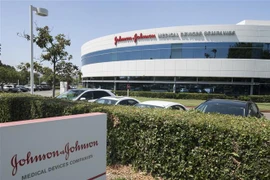 Johnson & Johnson bắt đầu thử nghiệm vắcxin phòng COVID-19 trên người