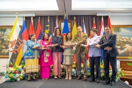 Các đại sứ của các nước ASEAN tham dự Lễ kỷ niệm Ngày ASEAN lần thứ 57. (Ảnh: TTXVN phát)