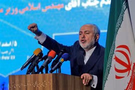 Ngoại trưởng Iran Mohammad Zarif phát biểu tại cuộc họp báo ở Tehran, Iran ngày 23/2/2021. (Nguồn: AFP/TTXVN) 