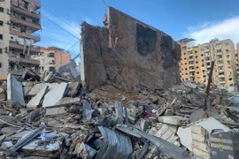 Cảnh đổ nát do xung đột tại Beirut, Liban. (Ảnh: THX/TTXVN)