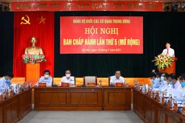 Bí thư Đảng ủy Khối các cơ quan Trung ương Huỳnh Tấn Việt phát biểu khai mạc Hội nghị. (Ảnh: Nguyễn Điệp/TTXVN) 