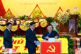 [Photo] Bà Giàng Páo Mỷ tái đắc cử Bí thư Tỉnh ủy Lai Châu