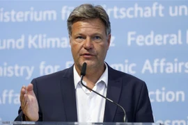 Bộ trưởng Kinh tế Đức Robert Habeck tại cuộc họp báo ở Berlin, Đức. (Ảnh: AFP/TTXVN) 
