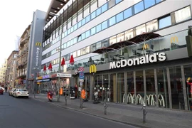 Một quán McDonald's. (Ảnh: Mạnh Hùng/TTXVN) 