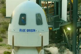 Tàu vũ trụ New Shepard của công ty Blue Origin tại Van Horn, Texas, Mỹ, ngày 20/7/2021. (Ảnh: AFP/TTXVN) 