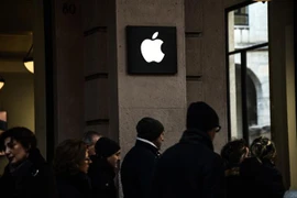 Một cửa hàng của Apple tại Turin, Italy. (Ảnh: AFP/ TTXVN) 