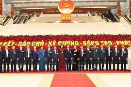 Hình ảnh các đoàn đại biểu tham dự Đại hội XIII của Đảng