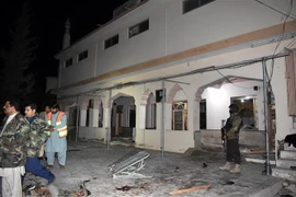 Hiện trường một vụ đánh bom ở Pakistan. (Nguồn: THX/TTXVN) 