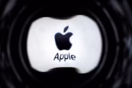 iPhone cảnh báo rằng các biện pháp ngăn chặn mà Trung Quốc áp dụng sẽ ngăn không cho phép hãng này đạt được mục tiêu doanh số. (Nguồn: AFP/TTXVN) 