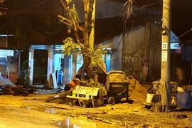 Hiện trường nơi xảy ra vụ tai nạn thương tâm. (Ảnh: TTXVN phát) 