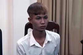 Đối tượng Nguyễn Lâm bị tạm giữ khẩn cấp tại cơ quan Công an. (Nguồn: TTXVN phát) 