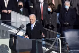 [Video] Khoảnh khắc ông Joe Biden tuyên thệ nhậm chức Tổng thống Mỹ