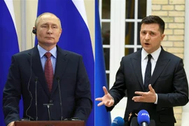 Tổng thống Nga Vladimir Putin (trái) và Tổng thống Ukraine Volodymyr Zelensky (phải). (Ảnh: AFP/TTXVN) 