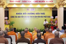 Quang cảnh chương trình khai mạc khóa tập huấn. (Ảnh: Xuân Khu/TTXVN) 