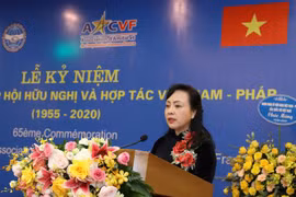 Chủ tịch Hội hữu nghị và hợp tác Việt Nam-Pháp Nguyễn Thị Kim Tiến đọc diễn văn khai mạc. (Ảnh: Văn Điệp/TTXVN) 