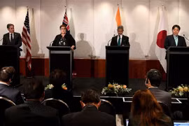 Ngoại trưởng Mỹ Antony Blinken, Ngoại trưởng Australia Marise Payne, Ngoại trưởng Ấn Độ Subrahmanyam Jaishankar và Ngoại trưởng Nhật Bản Yoshimasa Hayashi tại cuộc họp báo ở Melbourne, Australia ngày 11/2. (Ảnh: AFP/TTXVN) 
