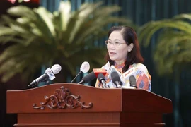 Phó Bí thư Thành ủy, Chủ tịch Hội đồng Nhân dân Thành phố Hồ Chí Minh Nguyễn Thị Lệ trình bày tham luận. (Ảnh: Doãn Tấn/TTXVN) 