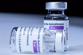 Vaccine ngừa COVID-19 của AstraZeneca. (Nguồn: AFP/TTXVN) 
