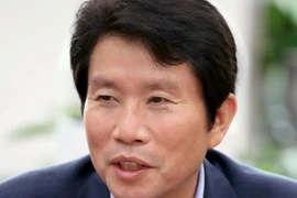 Nghị sỹ Lee In-young, người được bổ nhiệm làm Bộ trưởng Thống nhất Hàn Quốc, tại văn phòng ở Seoul, ngày 3/7/2020. (Nguồn: Yonhap/TTXVN) 
