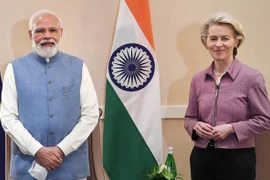 Chủ tịch Liên minh châu Âu (EU) Ursula von der Leyen (phải) và Thủ tướng nước Ấn Độ Narendra Modi.(Nguồn: deccanherald.com) 