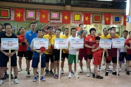 Các vận động viên tham gia giải bóng bàn Cúp Độc lập lần thứ nhất được tổ chức tại Liên bang Nga. (Ảnh: Quang Vinh/TTXVN) 