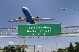 Máy bay cất cánh từ sân bay Rostov-on-Don ở Rostov, phía Đông biên giới với Ukraine. (Ảnh: Shutterstock/TTXVN) 