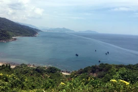 [Photo] Vịnh Lăng Cô - một trong những vịnh đẹp nhất trên thế giới