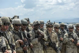 Binh sỹ Mỹ tham gia một cuộc diễn tập tại Krivolak, gần Skopje, Bắc Macedonia ngày 17/6/2019. (Nguồn: AFP/TTXVN) 