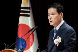 Bộ trưởng Bộ Thống nhất Hàn Quốc Kim Yung-ho chủ trì cuộc họp Ủy ban Phát triển Quan hệ liên Triều. (Ảnh: Yonhap/TTXVN)