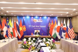 Hình ảnh Thủ tướng dự Hội nghị Cấp cao Đông Á lần thứ 15