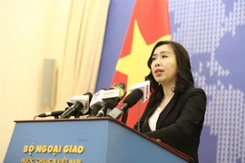 Người phát ngôn Bộ Ngoại giao Lê Thị Thu Hằng trả lời các câu hỏi của phóng viên trong nước và quốc tế. (Ảnh: Văn Điệp/TTXVN) 