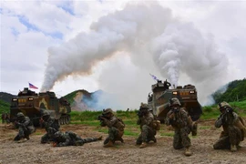 Quân đội Hàn Quốc trong cuộc tập trận ở thành phố cảng Pohang. (Nguồn: AFP/TTXVN) 