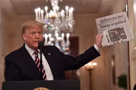 Tổng thống Mỹ Donald Trump phát biểu về chiến thắng trước cuộc điều tra luận tội của đảng Dân chủ tại Nhà Trắng ở Washington DC., ngày 6/2/2020. (Nguồn: THX/TTXVN) 