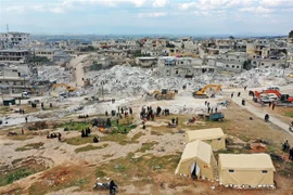 Lều tạm dành cho những người dân bị mất nhà cửa sau trận động đất tại thị trấn Harim, tỉnh Idlib, Syria, ngày 11/2/2023. (Ảnh: AFP/TTXVN)