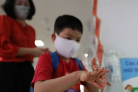 Học sinh đi học, Hà Nội tăng cường kiểm soát y tế, an toàn thực phẩm