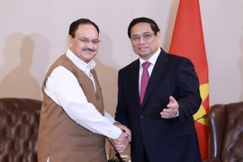 Thủ tướng Phạm Minh Chính tiếp Chủ tịch Đảng Nhân dân Ấn Độ (BJP) Jagat Prakash Nadda. (Ảnh: Dương Giang/TTXVN)