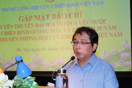 Phó Tổng Giám đốc TTXVN Nguyễn Tuấn Hùng phát biểu tại buổi họp báo. (Ảnh: Trọng Đức/TTXVN)