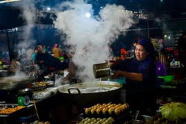Vùng núi có nơi nhiệt độ xuống dưới 17 độ C. (Ảnh: Nam Thái/TTXVN)
