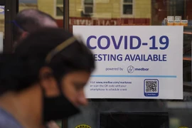 Một điểm xét nghiệm COVID-19 tại New York, Mỹ, ngày 26/7/2021. (Ảnh: THX/TTXVN) 