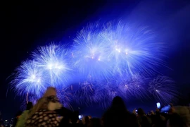 [Photo] Nga bắn pháo hoa chào mừng ngày Chiến thắng phátxít