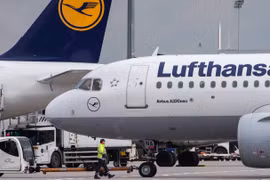 Hãng hàng không Lufthansa (Đức) thông báo tạm dừng các chuyến bay đến Ukraine. (Nguồn: belsat.eu) 