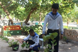 [Photo] Cuộc sống của cán bộ, chiến sỹ ở huyện đảo Trường Sa
